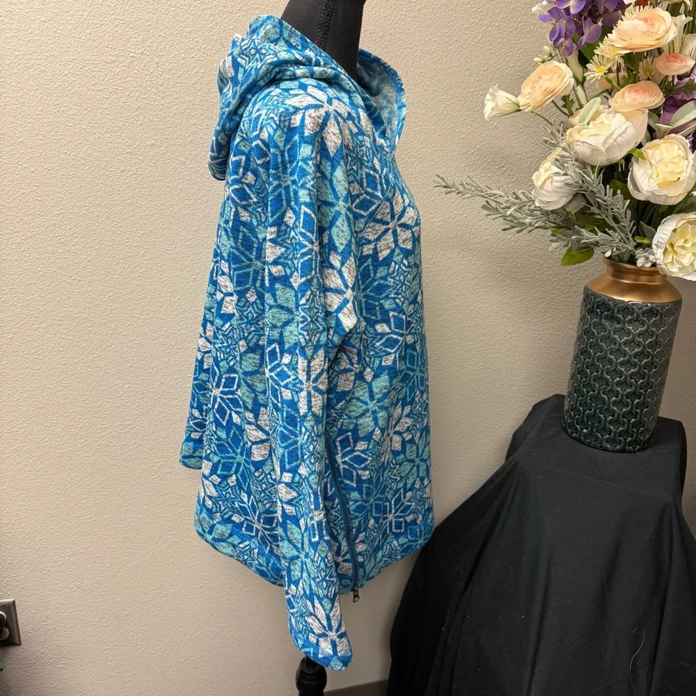 Talbots XL Blue Fleece Hoodie Pullover Snowflake Print Winter Cozy Warm Top - Picture 4 of 8
